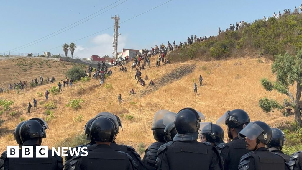Morocco detains dozens of migrants trying to cross into CeutaSecurity had been stepped up amid suggestions on social media of a second mass crossing on Saturday.24 mins agoWorld Morocco detains dozens of migrants trying to cross into CeutaSecurity had been stepped up amid suggestions on social media of a second mass crossing on Saturday.24 mins agoWorld