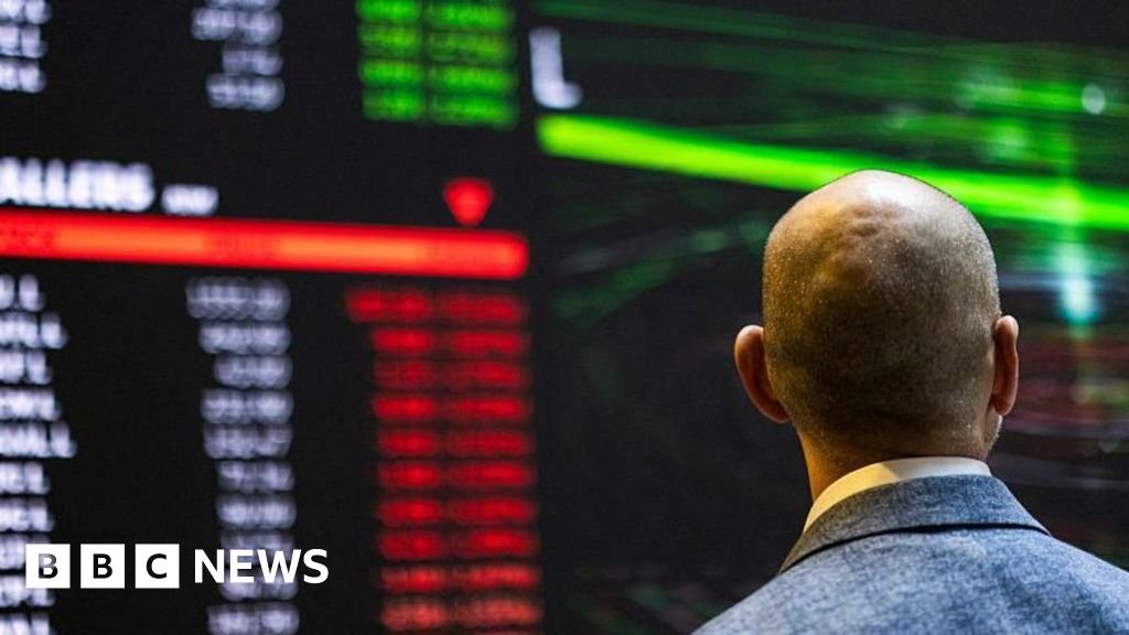US national debt passes $40tn after doubling in a decadeIt comes after the interest rate on 30-year bonds reached the highest level in almost 20 years.3 hrs agoUS & Canada US national debt passes $40tn after doubling in a decadeIt comes after the interest rate on 30-year bonds reached the highest level in almost 20 years.3 hrs agoUS & Canada