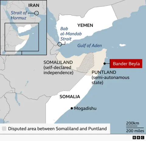 A map of the Horn of Africa showing Somalia and Yemen and the location of Bander Beyla. The Gulf of Aden and the Bab al-Mandab Strait is shown. Iran and the Strait of Hormuz can be seen on an inset map.
