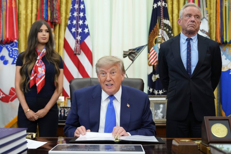 Trump’s vaccine plan would require millions of individual shots last used decades ago Trump's vaccine plan would require millions of individual shots last used decades ago