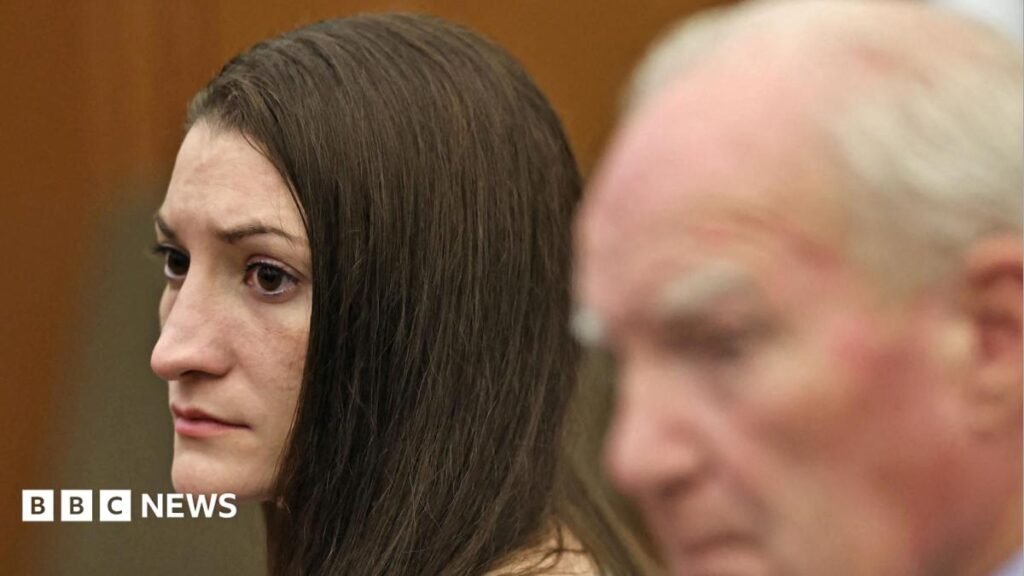 LIVEJury in Lindsay Clancy murder trial sends note to judge after days of deliberationsThe 36-year-old former nurse does not dispute killing her three children, but her lawyer argues she was suffering from postpartum psychosis.