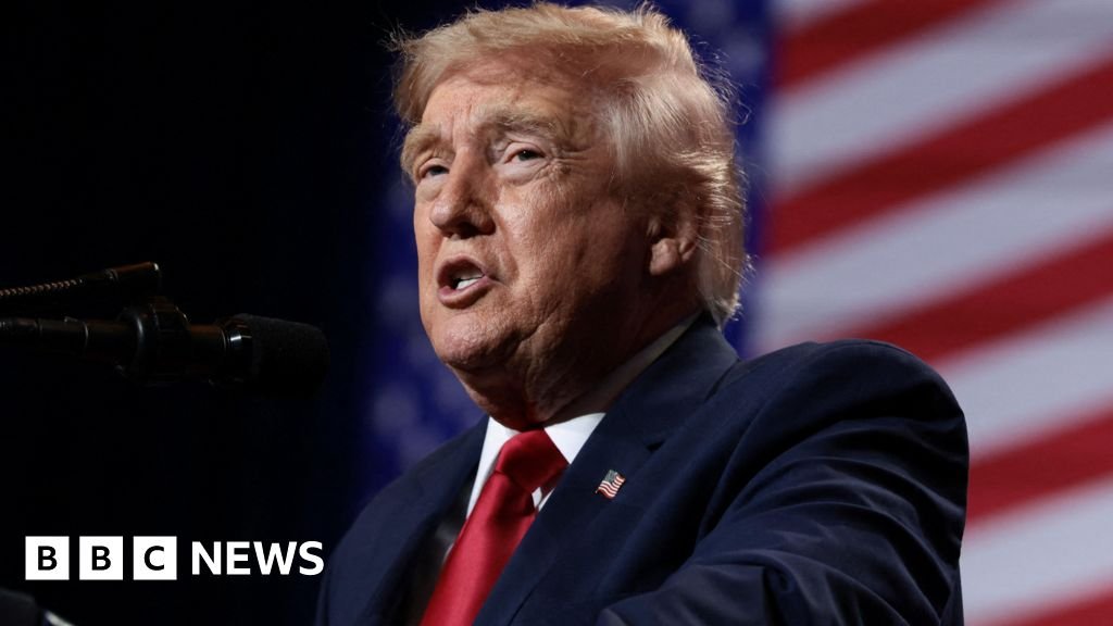 Trump's comments on a united Ireland may have targeted audience across the AtlanticNobody could have predicted that today's main global headline would be Trump's desire to see a unified Ireland.3 hrs agoUS & Canada Trump's comments on a united Ireland may have targeted audience across the AtlanticNobody could have predicted that today's main global headline would be Trump's desire to see a unified Ireland.3 hrs agoUS & Canada