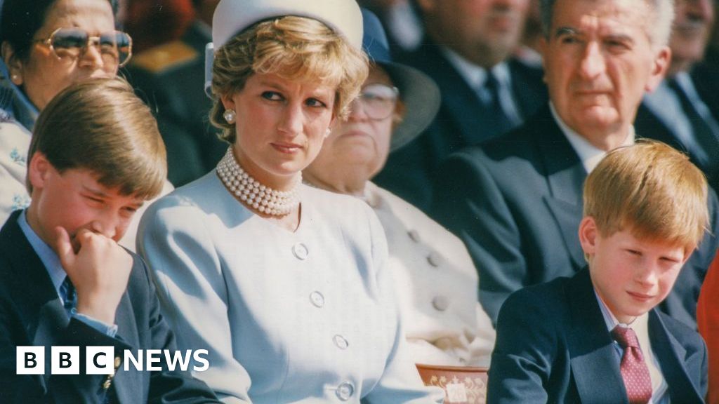 Bitter row over Diana book brings back unhappy times for royalsMany of the Royal Family's current troubles can be traced back to the aftermath of the then-Princess of Wales' death.10 hrs agoUK Bitter row over Diana book brings back unhappy times for royalsMany of the Royal Family's current troubles can be traced back to the aftermath of the then-Princess of Wales' death.10 hrs agoUK