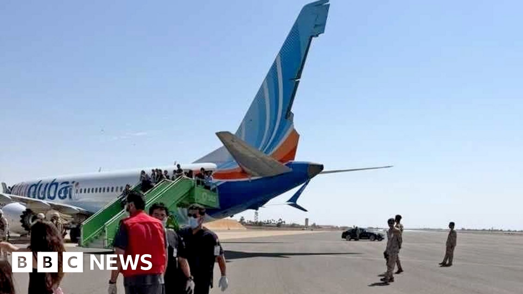 Australia investigating Flydubai co-pilot's links to countryState police and the country's security agency are looking into the co-pilot, who attempted to take control of a Flydubai plane travelling to Israel.25 mins agoWorld Australia investigating Flydubai co-pilot's links to countryState police and the country's security agency are looking into the co-pilot, who attempted to take control of a Flydubai plane travelling to Israel.25 mins agoWorld