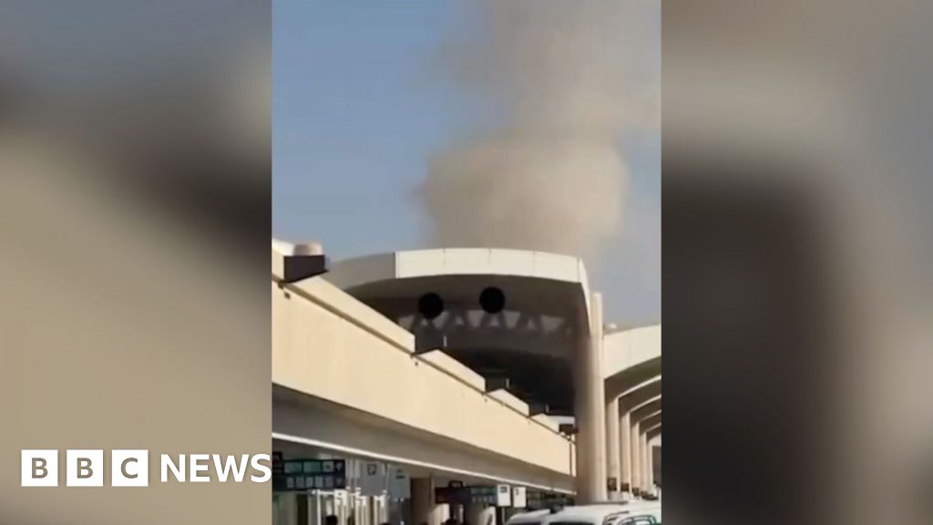 Saudi capital airport hit by second Houthi strike in two daysThe Yemeni group says it carried out attacks that killed 13 people in Riyadh over the weekend and targeted two airports and oil facilities.1 hr agoMiddle East Saudi capital airport hit by second Houthi strike in two daysThe Yemeni group says it carried out attacks that killed 13 people in Riyadh over the weekend and targeted two airports and oil facilities.1 hr agoMiddle East
